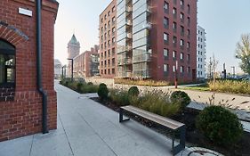 Browary Wroclawskie Apartments With Free Garage By Noclegi Renters