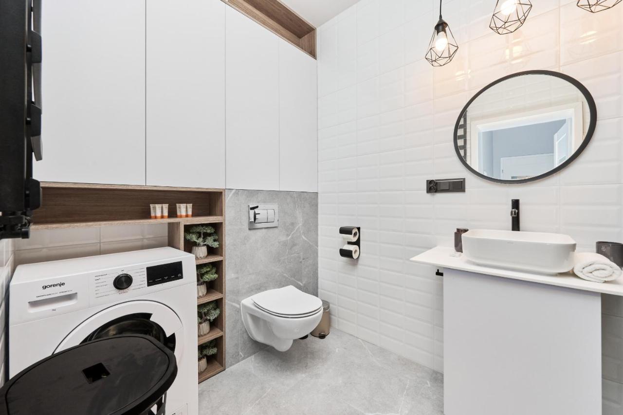 Browary Wroclawskie Apartments With Free Garage By Noclegi Renters Екстер'єр фото