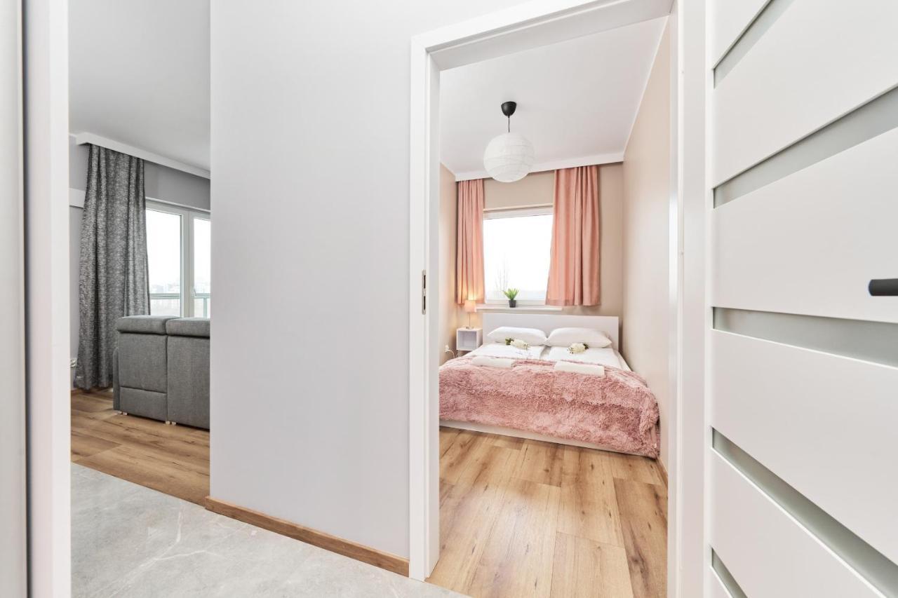 Browary Wroclawskie Apartments With Free Garage By Noclegi Renters Екстер'єр фото