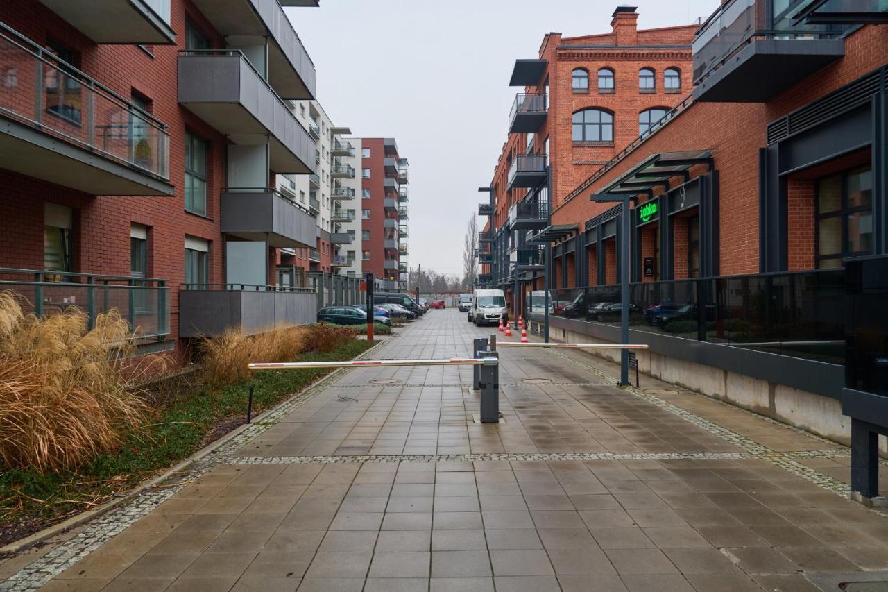 Browary Wroclawskie Apartments With Free Garage By Noclegi Renters Екстер'єр фото