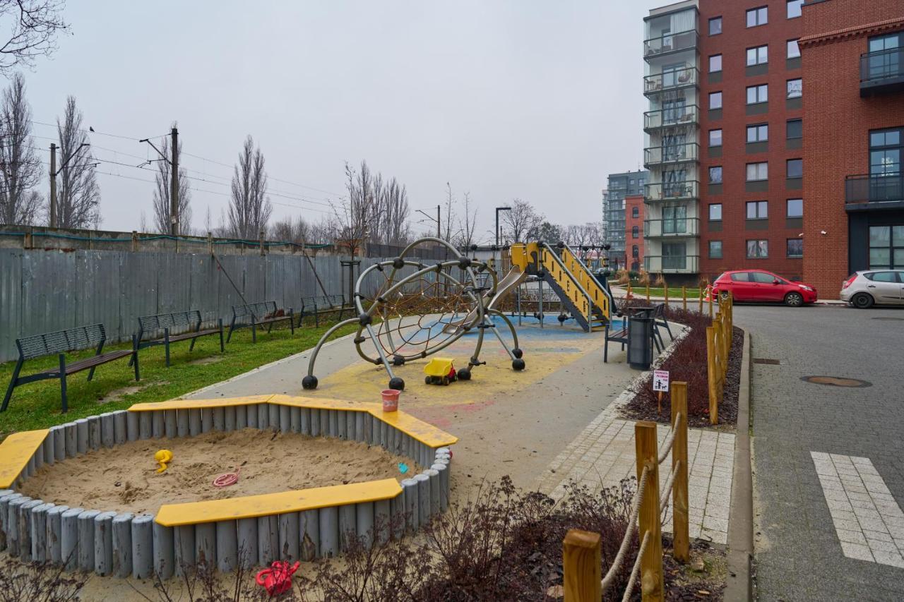 Browary Wroclawskie Apartments With Free Garage By Noclegi Renters Екстер'єр фото